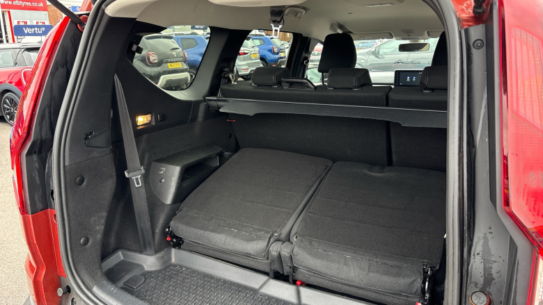 Dacia Jogger 1.0 TCe Extreme SE 5dr Petrol Estate